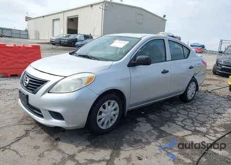 2014 Nissan Versa 1.6 S+ из США, поврежденный, VIN 3N1CN7AP2EL838417